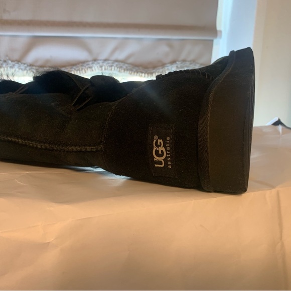 UGG Australia Bailey Button Triplet II Boots - Picture 9 of 11